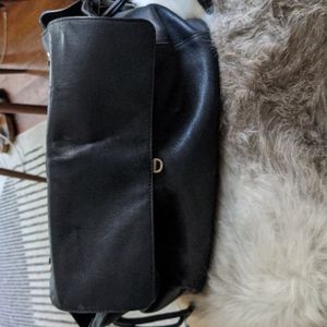 Henri Bendel Leather Black Crossbody / Satchel Purse